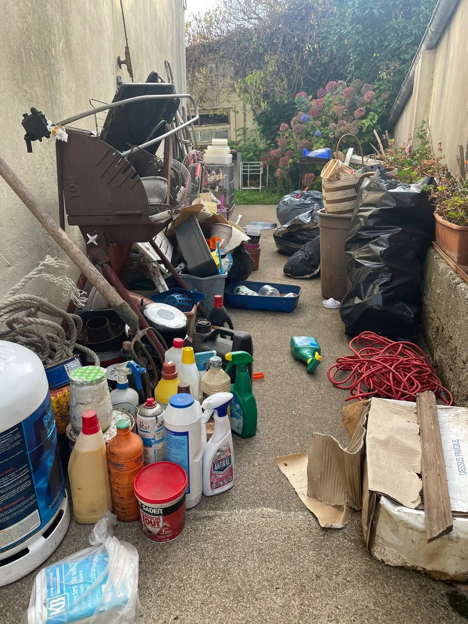 Débarras complet - Vue 3